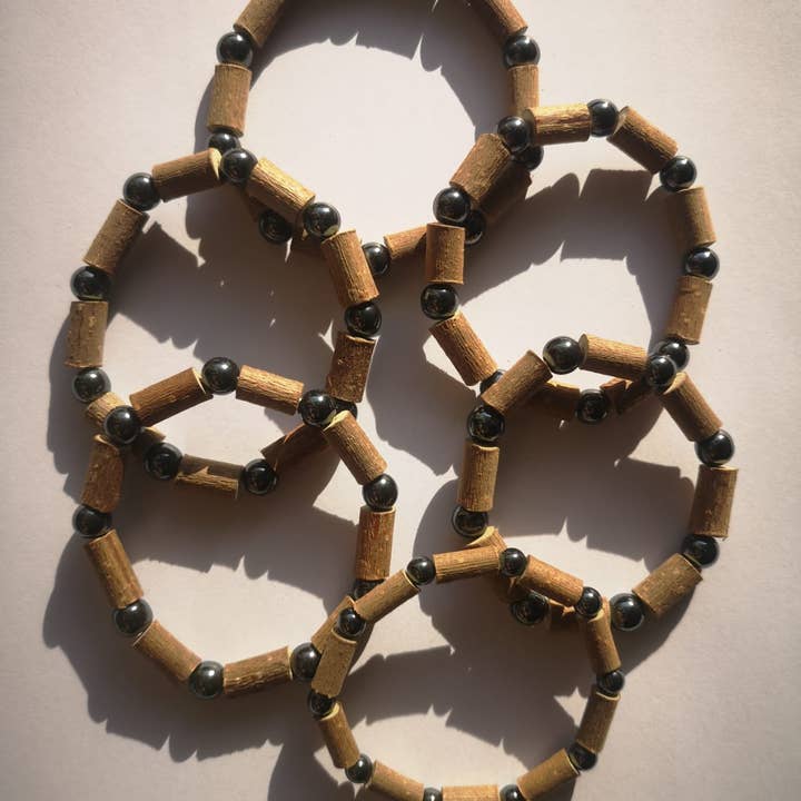 Hazelwood and Hematite Mineral Bracelet for wholesale by Savonnerie de la Cigogne
