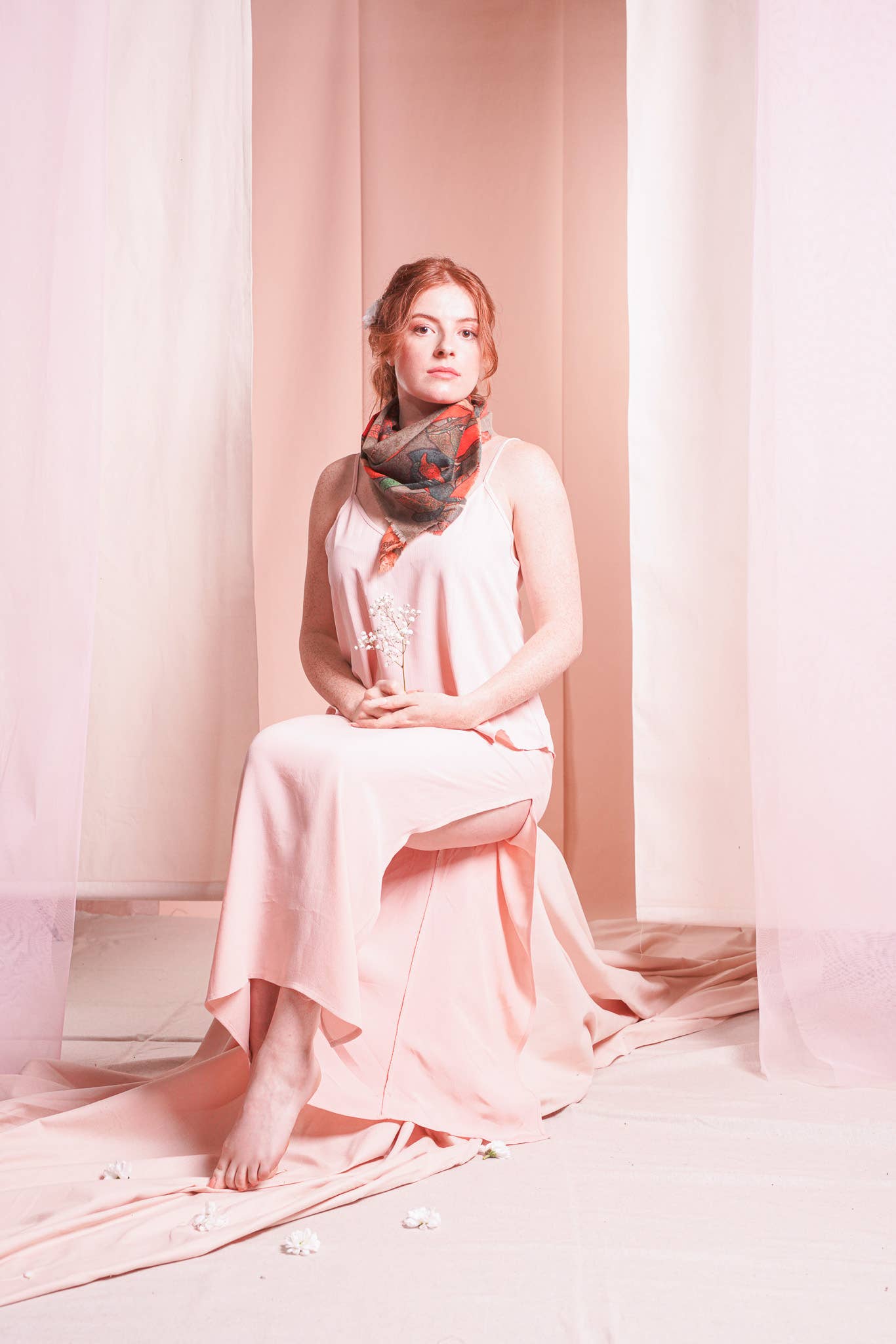 BROKANTE - Wholesale Scarf - Women's - Printed cashmere square 90x90cm ECLAT1