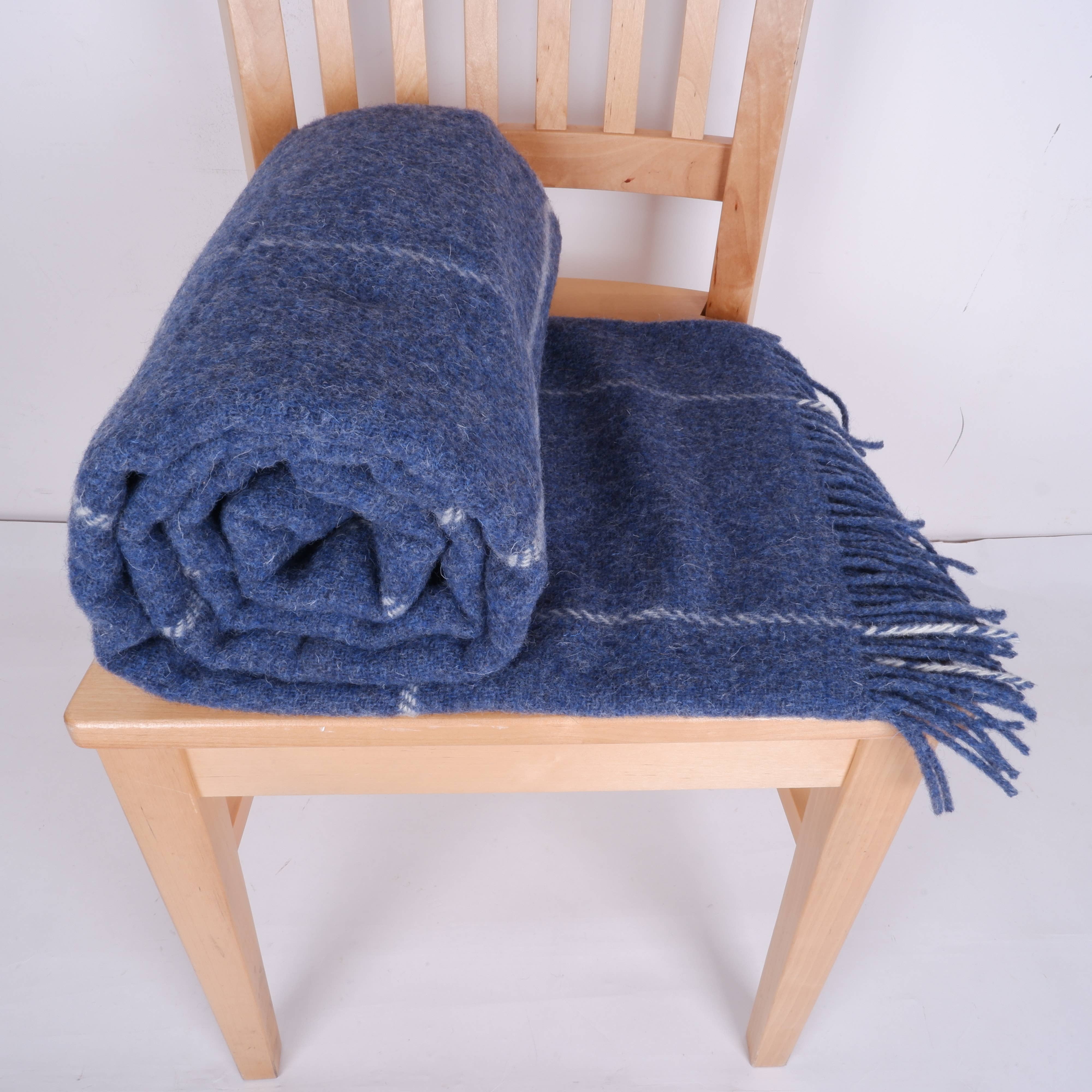 NorraVilla - Vente Plaids - Couverture en laine à carreaux bleus avec franges10