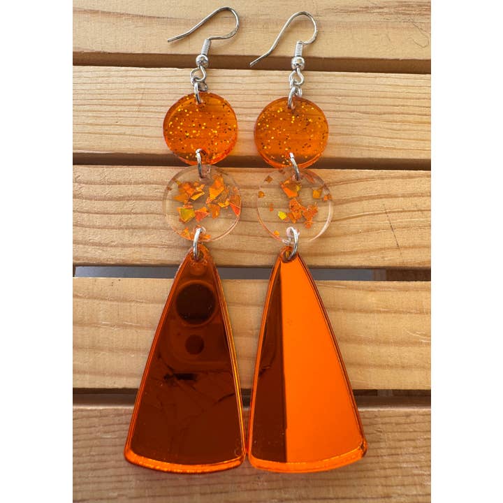 Truly Olive – Brincos de argola por atacado – Brincos de Queda com Confetti de Acrílico Laranja3