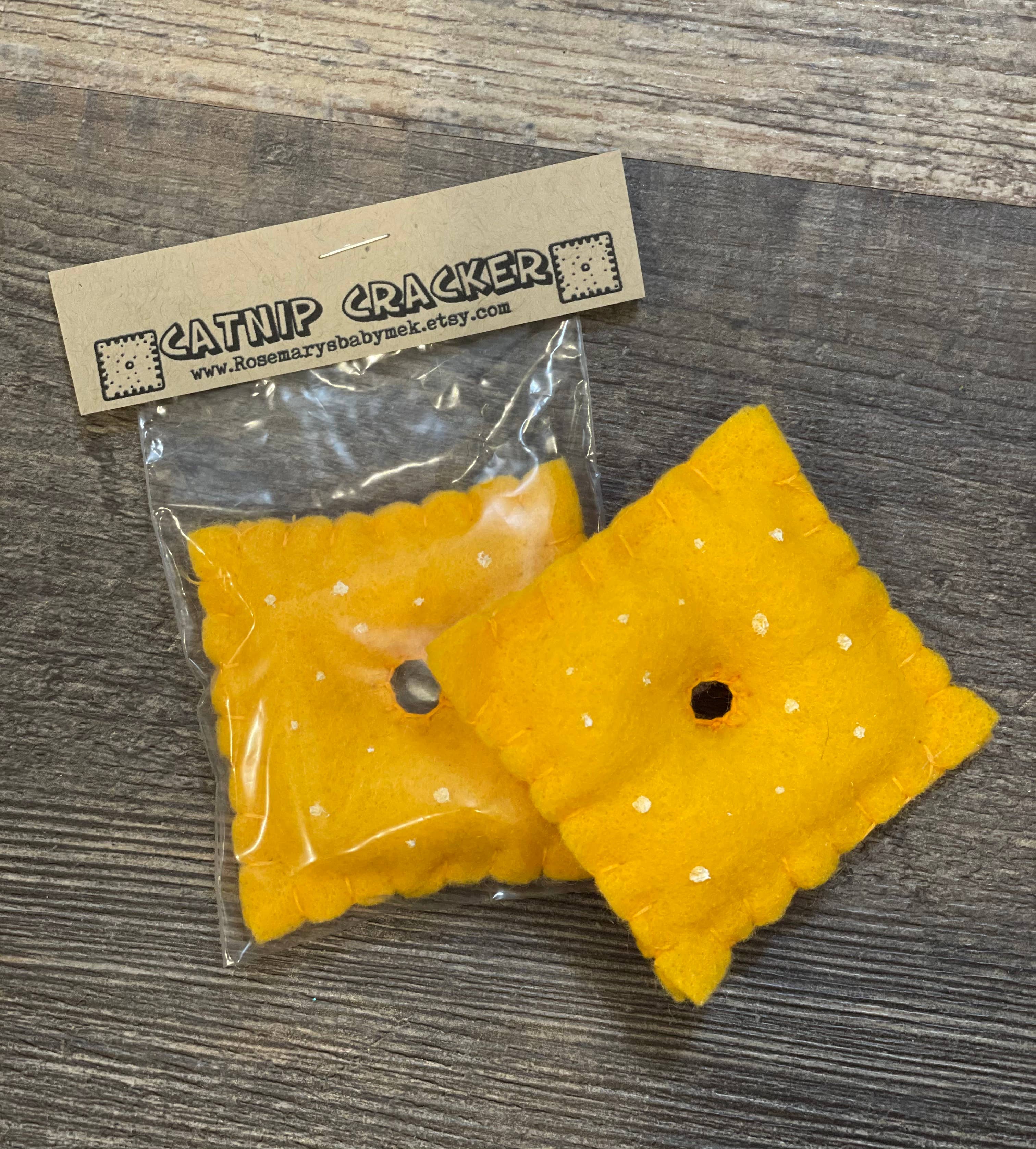 Rosemary's Baby M.E.K. - Wholesale Pet Toy - Cat - Cheeze cracker catnip toy organic cat food felt toy 4