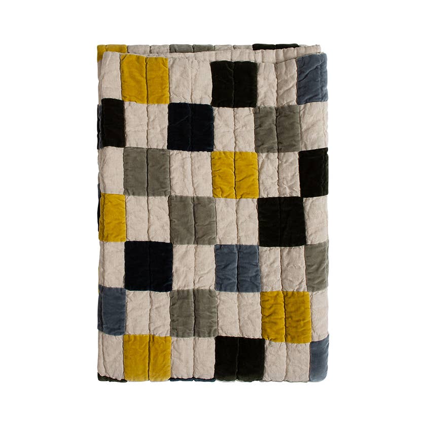 Niki Jones - Wholesale Quilt - Velvet Remnant Patchwork Throw2