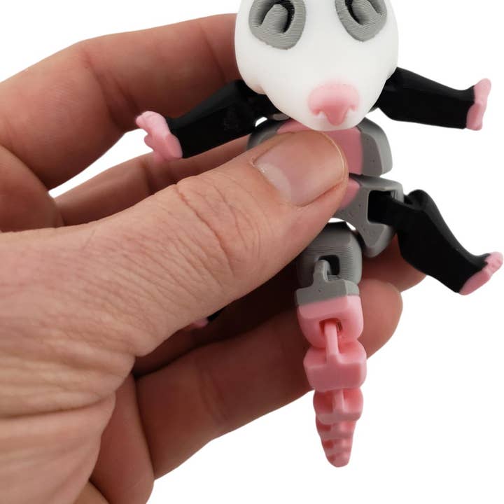 The Geek Galleria – Brinquedo estatueta - Crianças por atacado – Figura Articulada de Gambá Impressa em 3D | Cores Realistas Preto, Cinzento, Branco e Rosa | Adorável Decoração de Secretária e Brinquedo Colecionável | Fidget