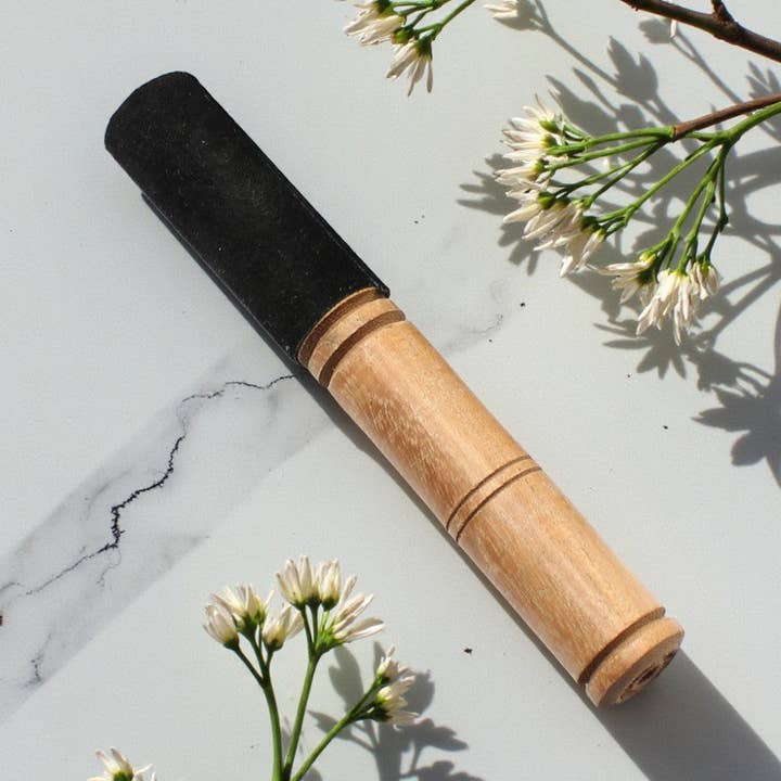 Maillet en forme de bol chantant de 5 pi, petit pour la vente par Earths Elements Wholesale