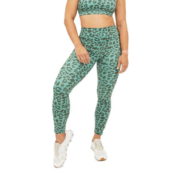 Leopard Leggings för wholesale av Noori Apparel Inc.