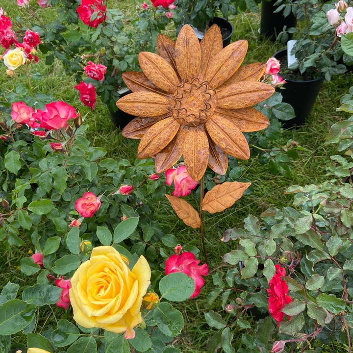 Marissa's Gifts – Großhandel Pfosten/Pfähle – Gartendeko Sonnenblume aus Metall, 89 cm