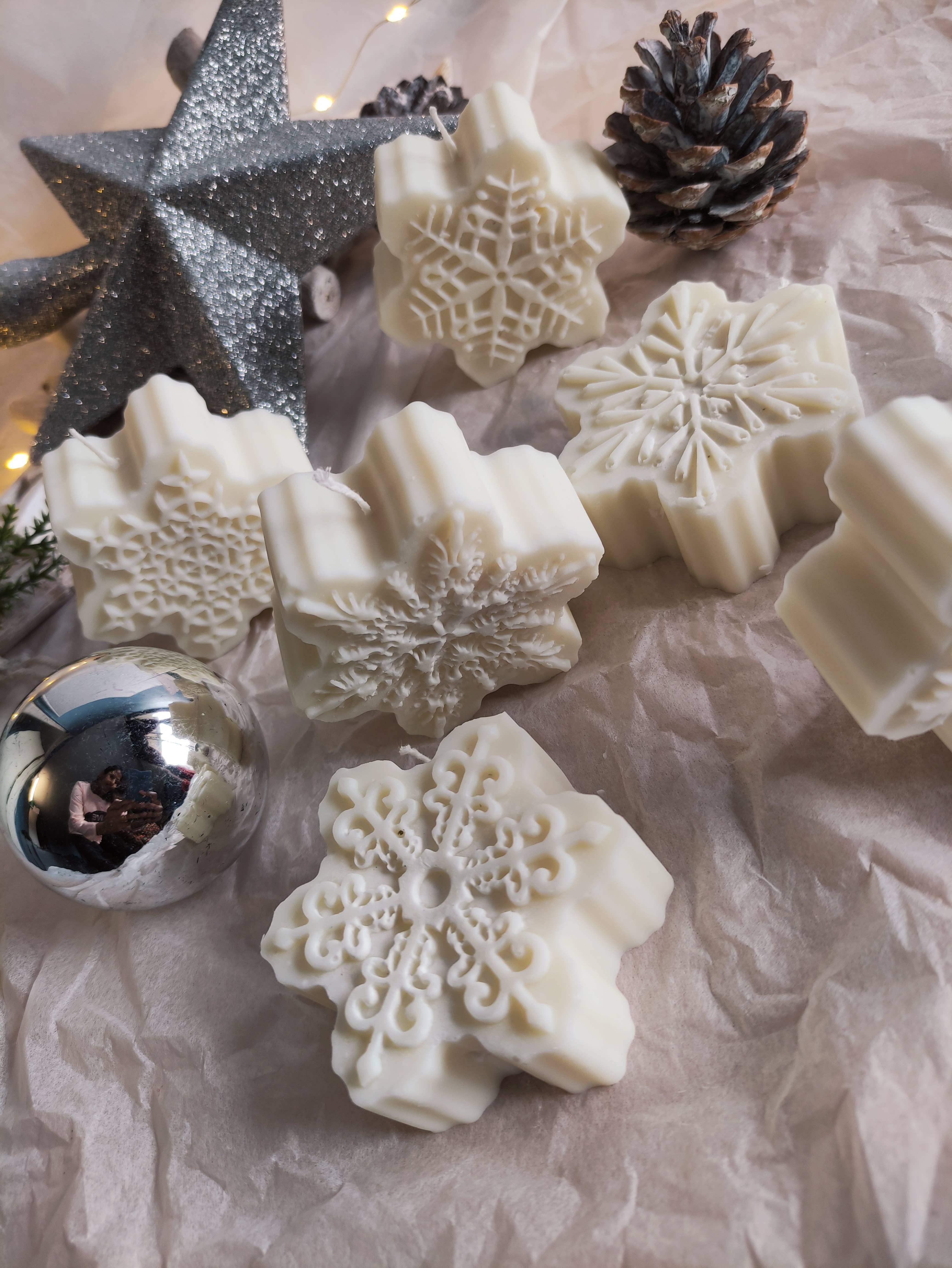 Prechi creations - Wholesale Novelty Candle - Snow Flakes Candle5