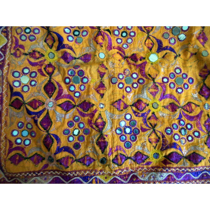 Bhawana Handicrafts – wholesale Tapestry/textile – Handmade Indian Embroidered Wall Hanging Decor