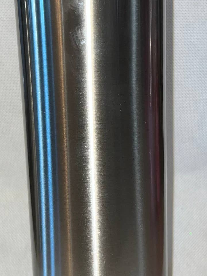 Gobelet droit de 30 oz isolé en acier inoxydable pour la vente par Crafting with CT