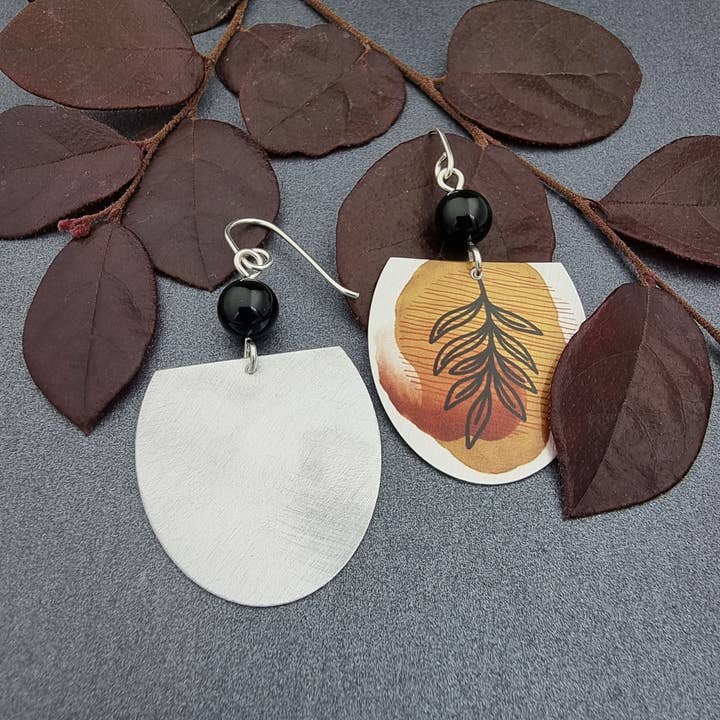 erin.k creative studio - Wholesale Dangle Earrings - AUTUMN leaves - burnt orange statement earrings