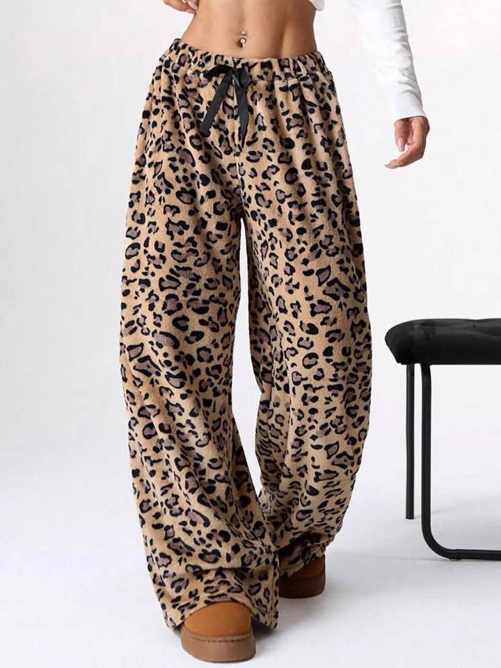 Casual Leopard Print Elastic Waist Wide Leg Pants DP25G901 for wholesale by Dipped Shop