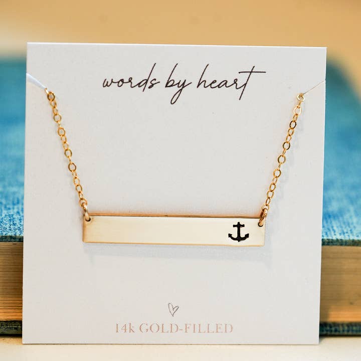 Anchor Bar halskæde - nautiske smykker - strand halskæde for engroshandel hos Words By Heart