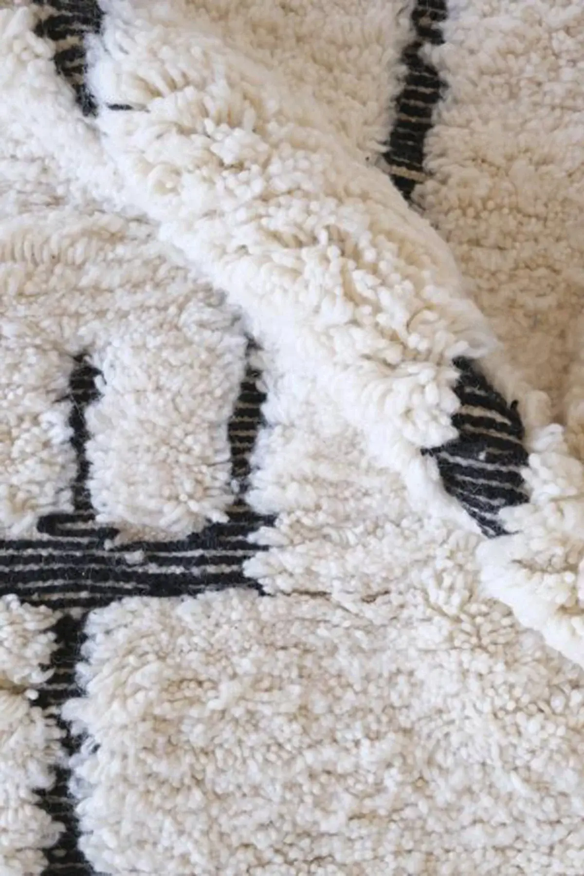 High crafty - Wholesale Area Rug - Pure Wool Moroccan Berber Rug – Authentic Tribal Design2