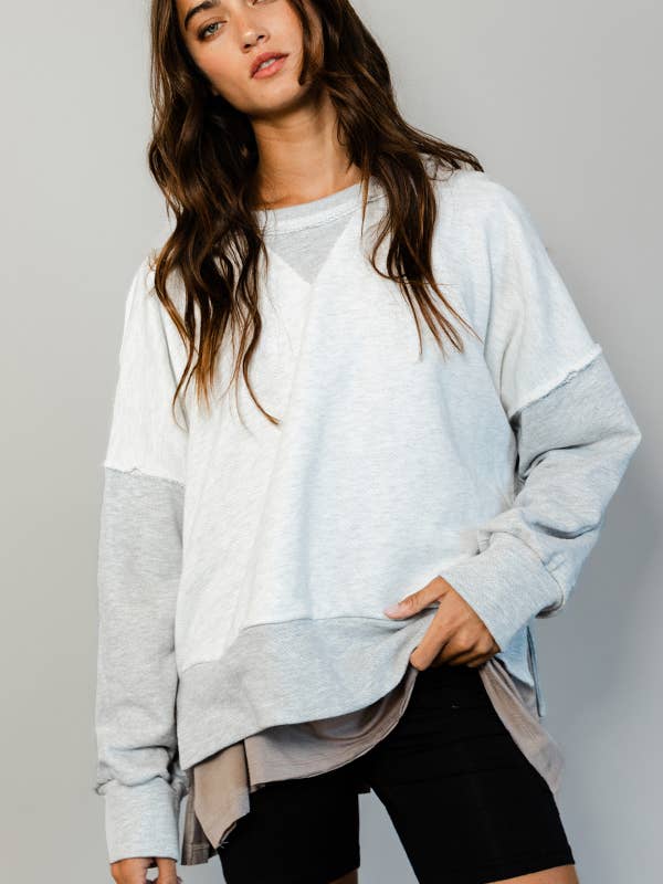 BUCKETLIST - Wholesale Sweatshirt - Women's - T2175 Raw Edge Detail Contrast Sweatshirt