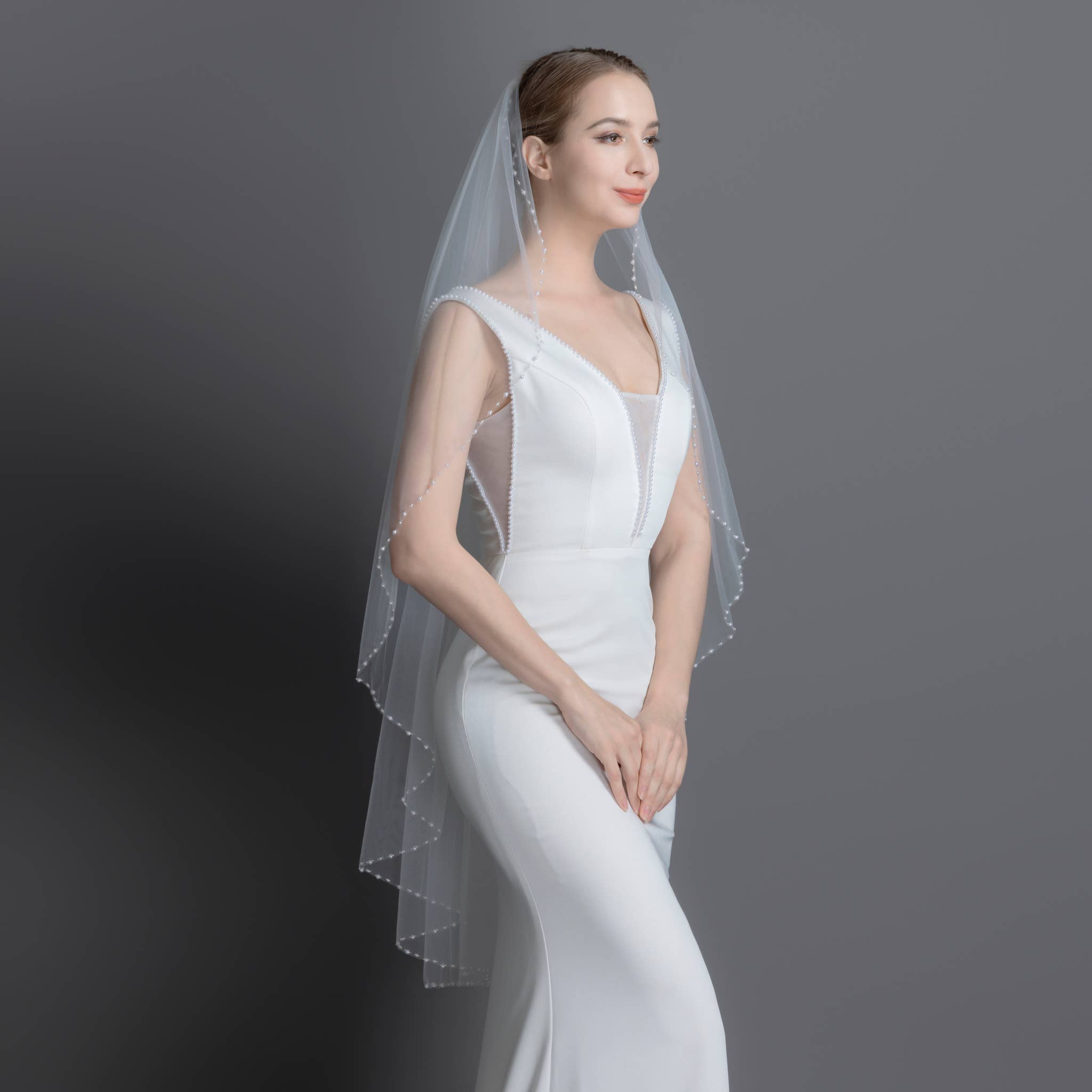 Farinosa Bridal - Wholesale Sluier - Dames - FS6259-AC Parel Kristallen Kralen Rand Engel Gesneden Bruidsluier 45"1