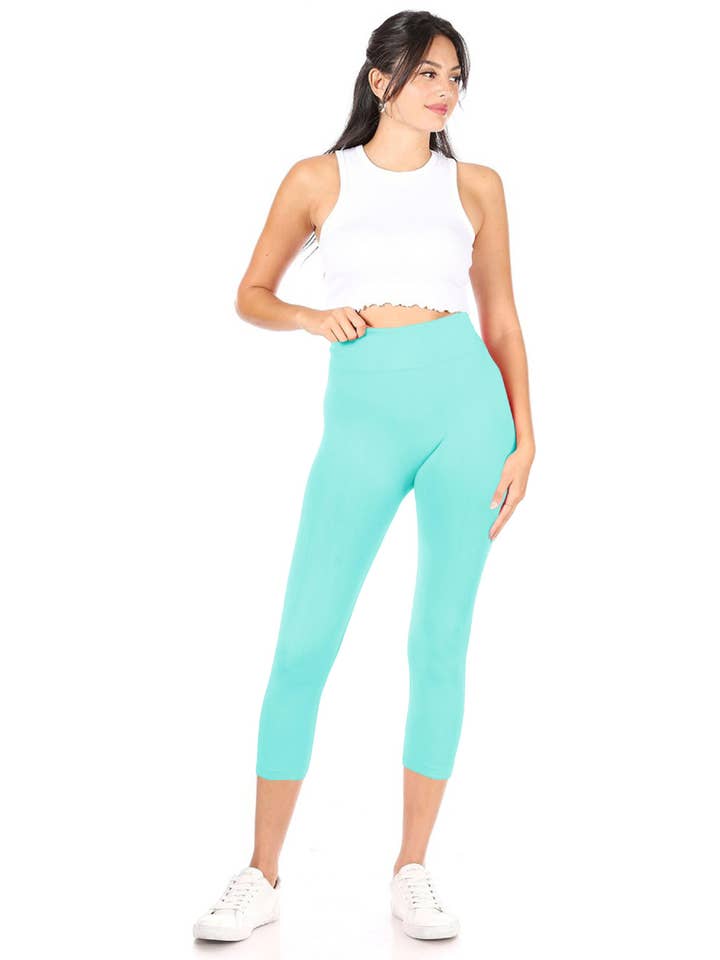 MOA COLLECTION - Wholesale Athletic/Lounge Leggings - Women's - Women's Casual Solid Seamless Capri Leggings34