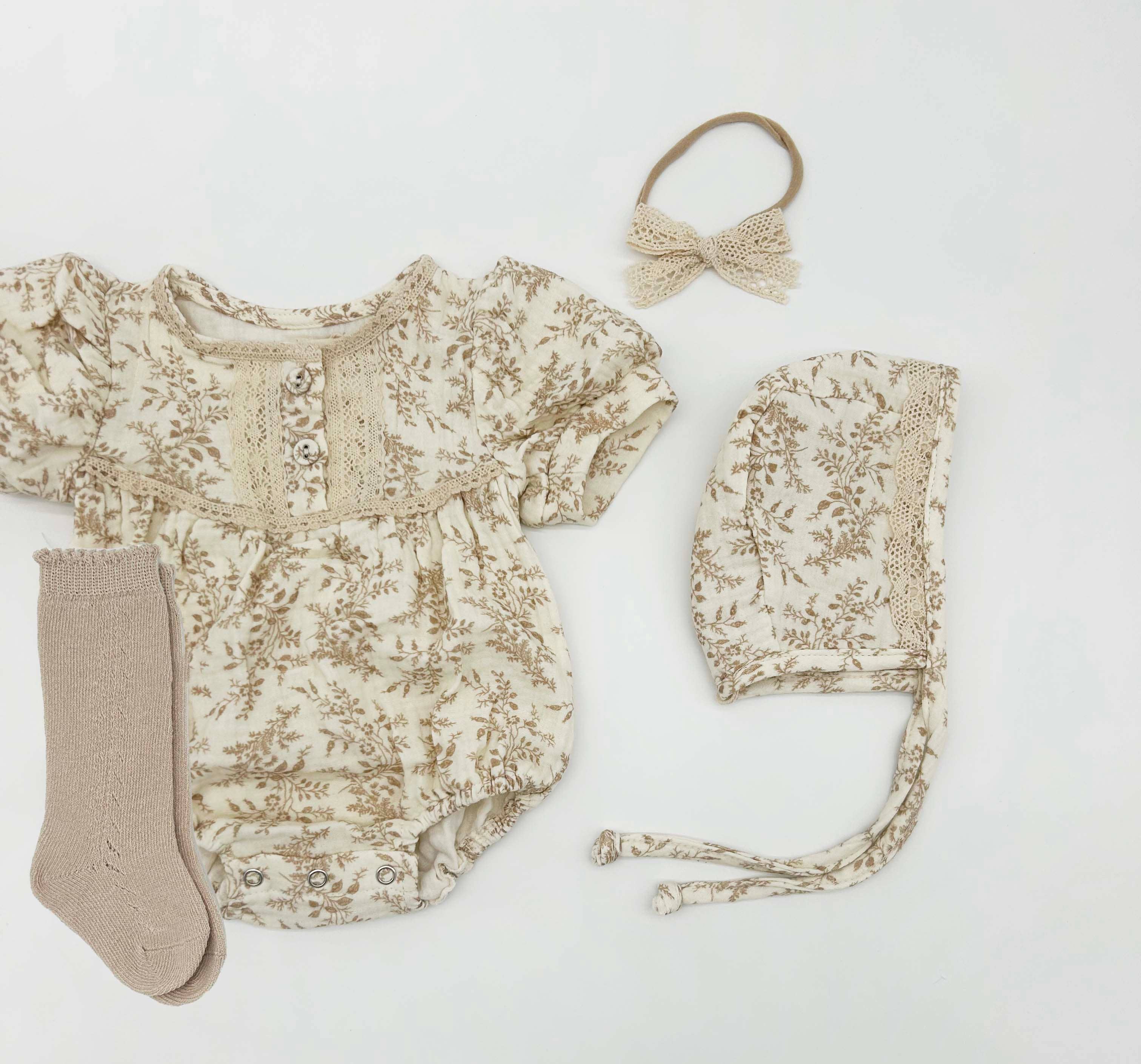 OLIVE & CRADLE - Vente Ensemble de vêtements – bébé - Ensemble Combinaison à Manches Courtes Elodie8