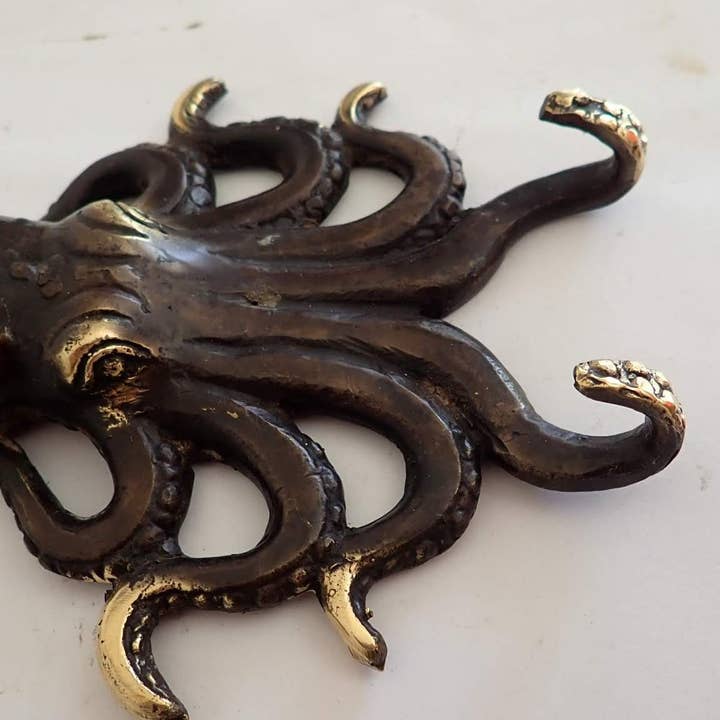 Ubud Glass - Wholesale Wall Hook - Bronze Octopus Hook, Kracken Home Decor Hook4