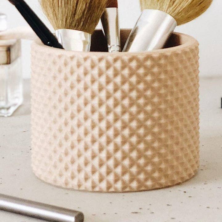 Penselholder PIKO i træ for engroshandel hos MINIMUM DESIGN