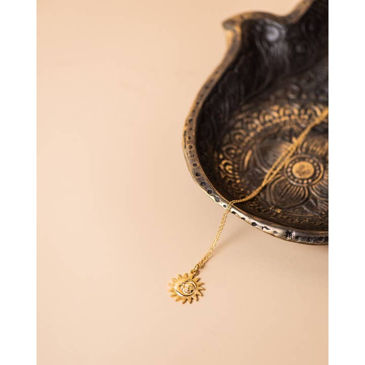 Sol Sun & Moon Necklace Gold for wholesale on Faire