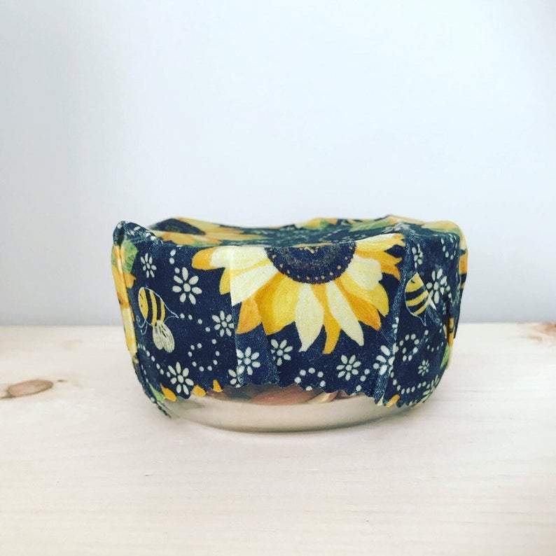 Almas And Co – Großhandel Verpackung/Beutel zur Aufbewahrung von Lebensmitteln – Bienenwachs-Lebensmitttelwickel mit Bienenmuster3