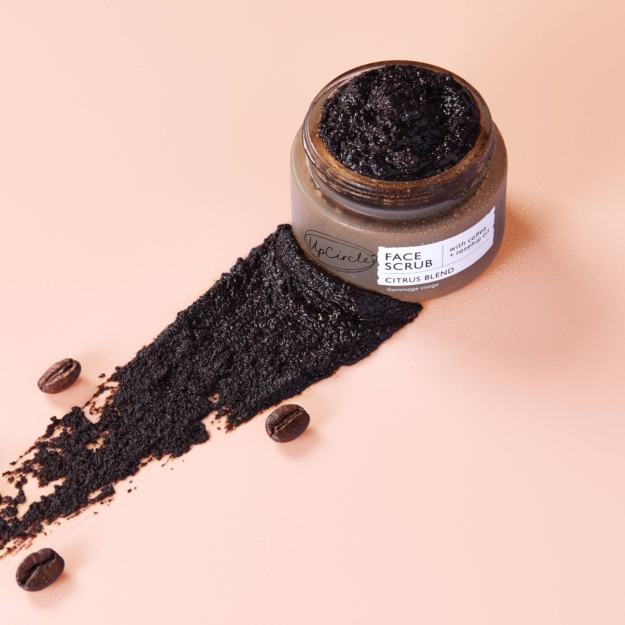 UpCircle Beauty Europe – Engroshandel Ansigtspeeling – Ansigtsscrub Citrus med Kaffe + Hybenolie - Strømpefyld Mini Størrelse3