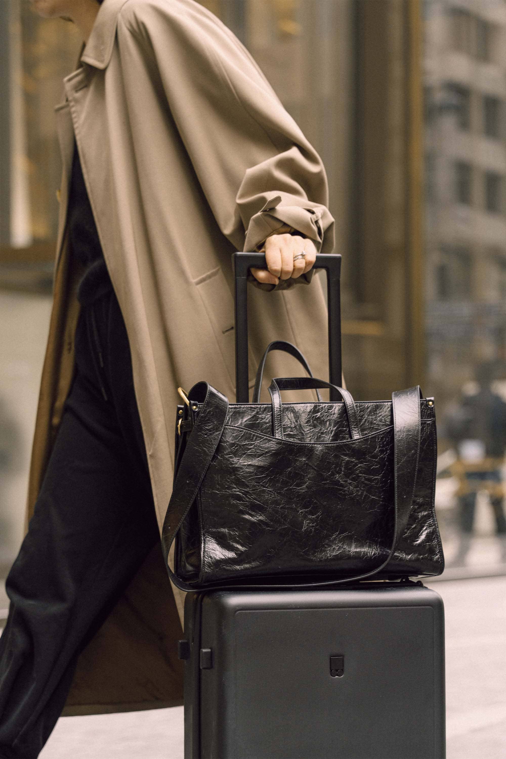 OLEADA - Wholesale Tote Bag - Women's - Reverie Tote Waxed Leather Series 4