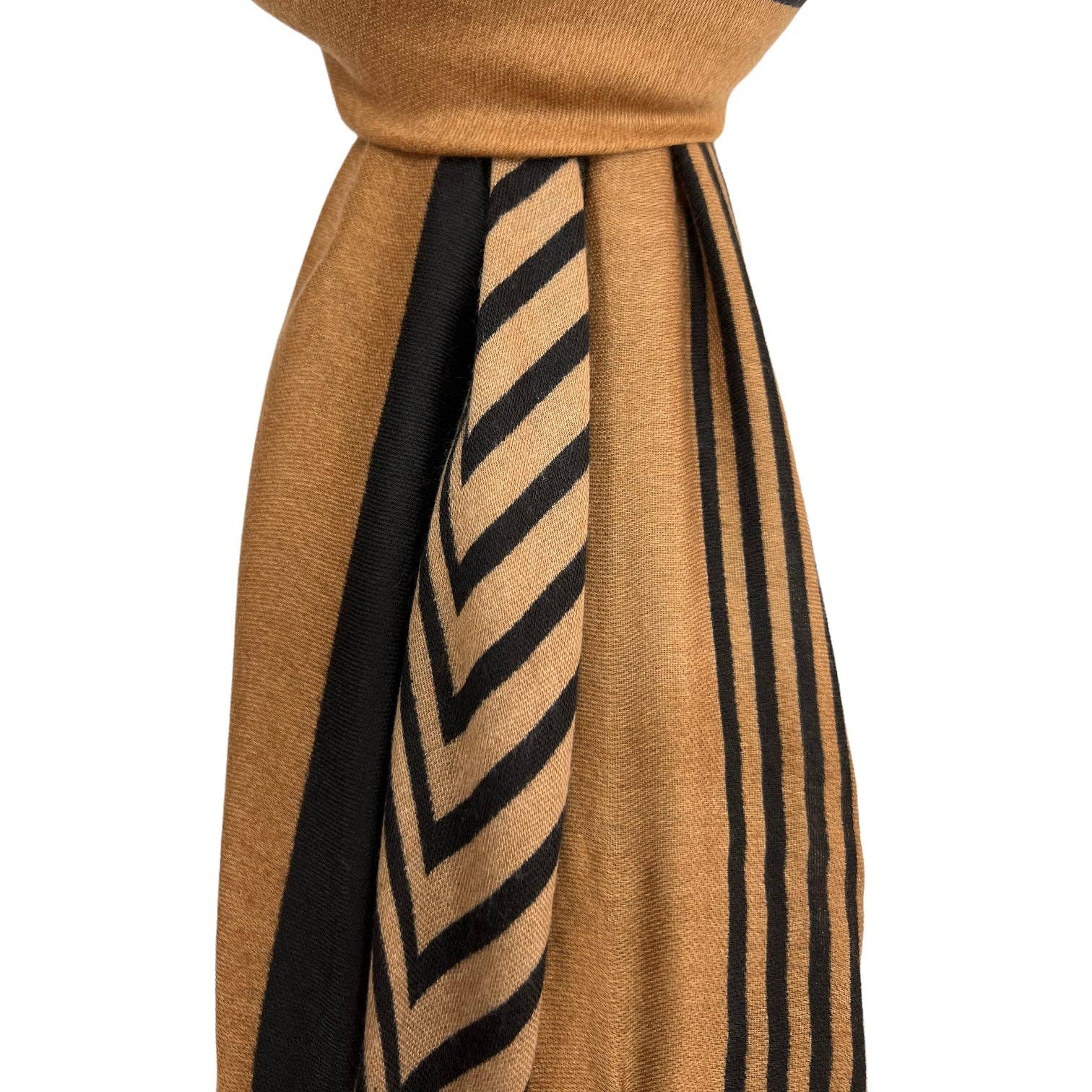 Lili Scarves (US Duty Free) - Wholesale Sjaal - Dames - Lichtgewicht sjaal met groot doornmotief11