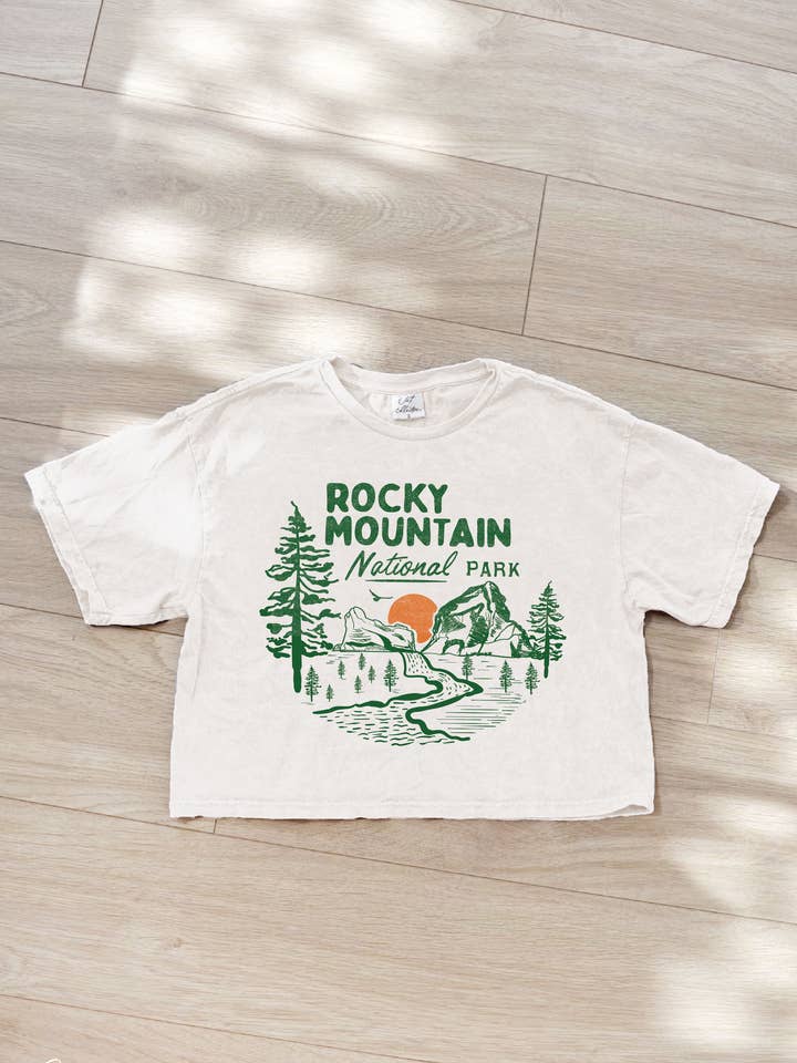 OAT COLLECTIVE - Vente T-shirt sérigraphié – femme - Haut à imprimé minéral court ROCKY MOUNTAIN NATIONAL PARK0