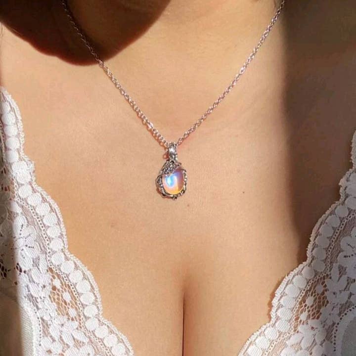 Wild & Free - Wholesale Pendant/Charm Necklace - Moonstone necklace, fairy necklace3