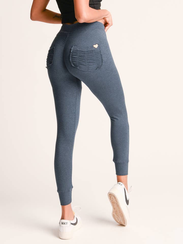 *Op pad en buiten* (Dream Light Sprinters) voor wholesale door Guilty Love Club