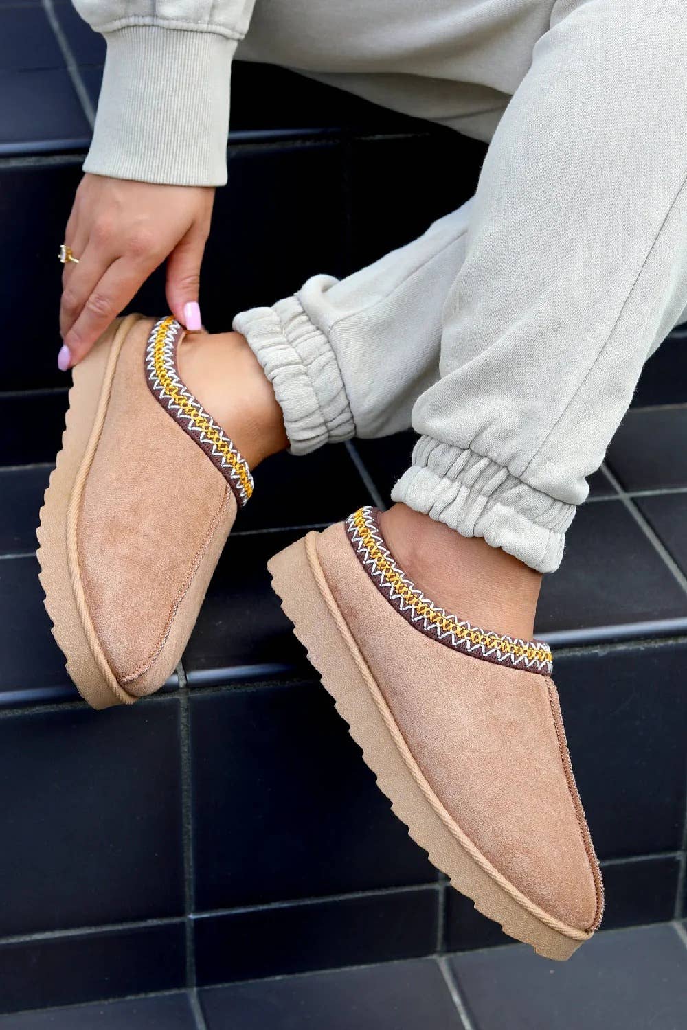 No Doubt Shoes - Wholesale Slippers - Women's - WOMENS FAUX SUEDE EMBROIDERED COZY SLIPPERS BOOTS0