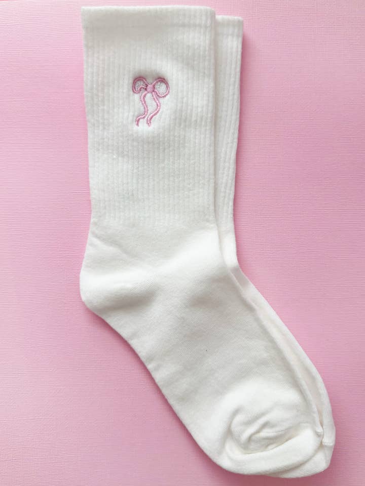 Chaussettes pour femmes Chaussettes à nœud pour filles pour la vente par Whim and Whimsy Gift Co.