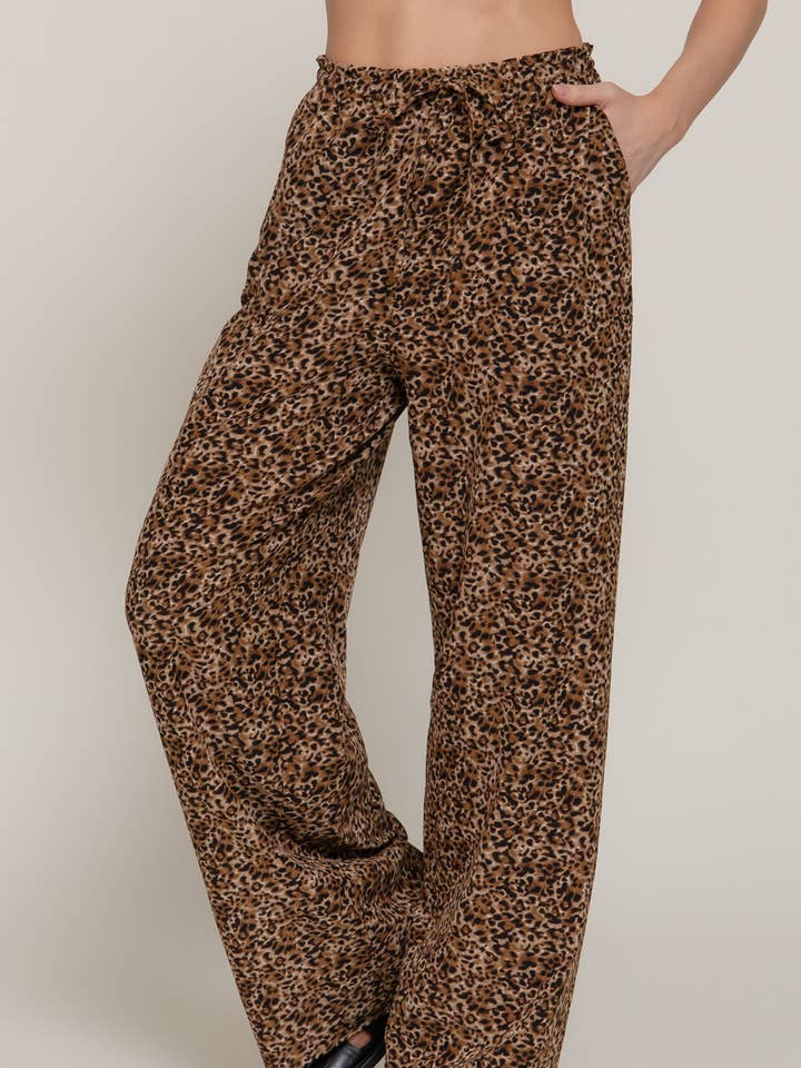 Pantalones largos con estampado y cintura elástica de talle medio para venta al por mayor de Active Basic | Active USA