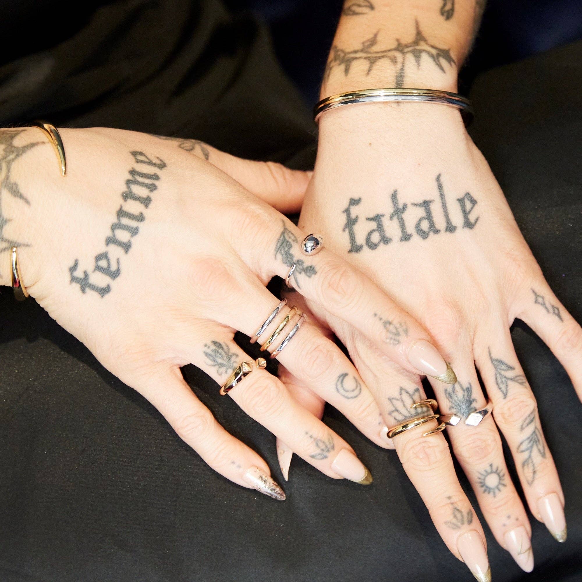 Scream Pretty - Recycled Sterling Silver Jewellery – Großhandel Band/Stapelring – Dreifachbandring aus gemischtem Metall4