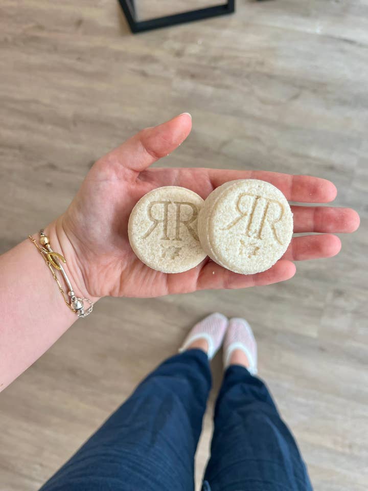 Aromatherapy Single Shower Steamers for wholesale by Rayne Refillery