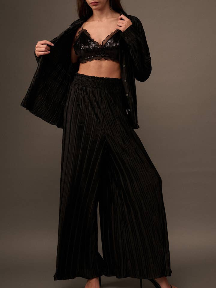 Solid Pleated Elastic High Waist Wide Leg Pants for wholesale by Promesa USA