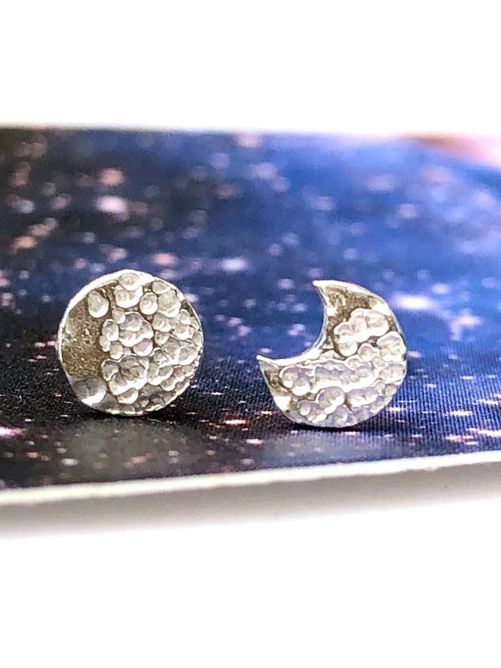 Mini mismatched maan oorbellen voor wholesale door a ring a day