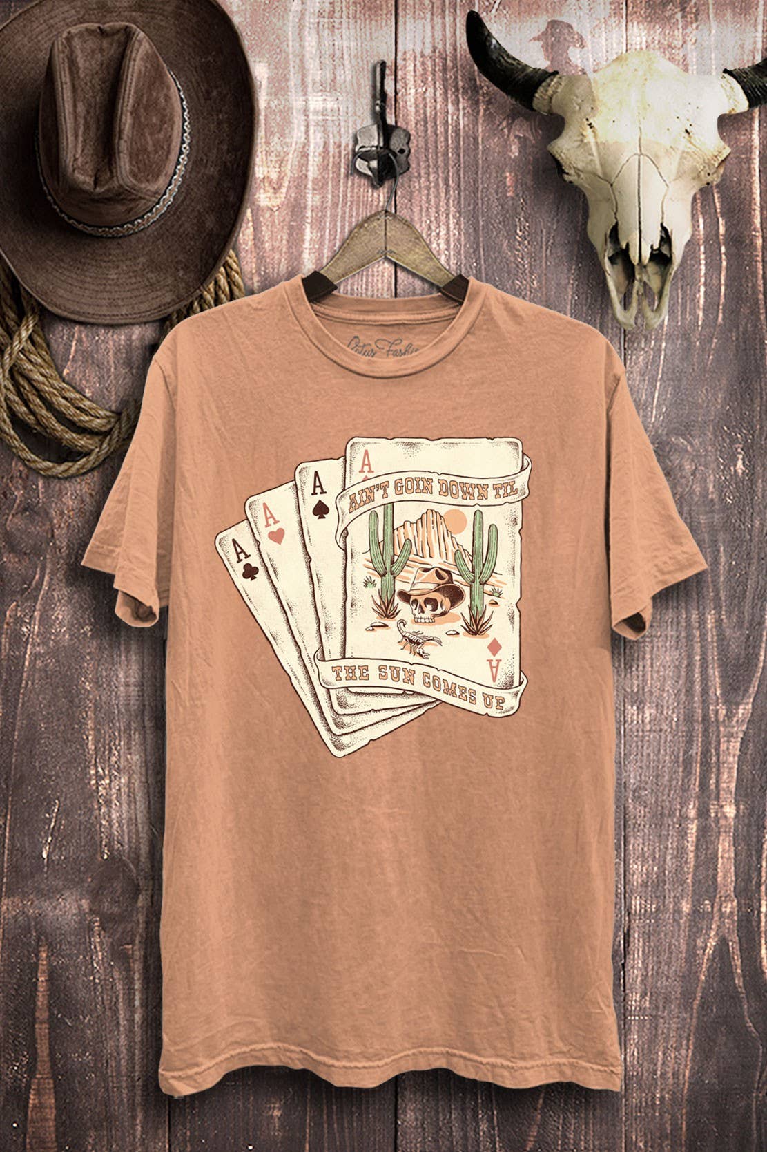 Lotus Fashion Collection - Vente T-shirt sérigraphié – femme - Je ne descends pas avant le sommet graphique0