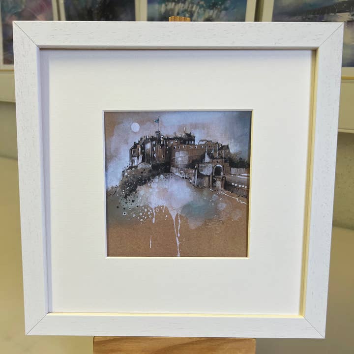 "Saltire, Edinburgh Castle" - Inramat konstvykort för wholesale av Emma S Davis Artist
