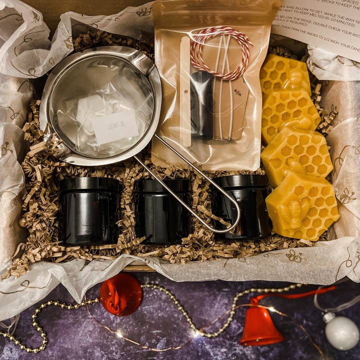 The Craft Connoisseurs - Wholesale DIY craft kit - Beeswax Christmas Candle Making Kit - Limited Edition3