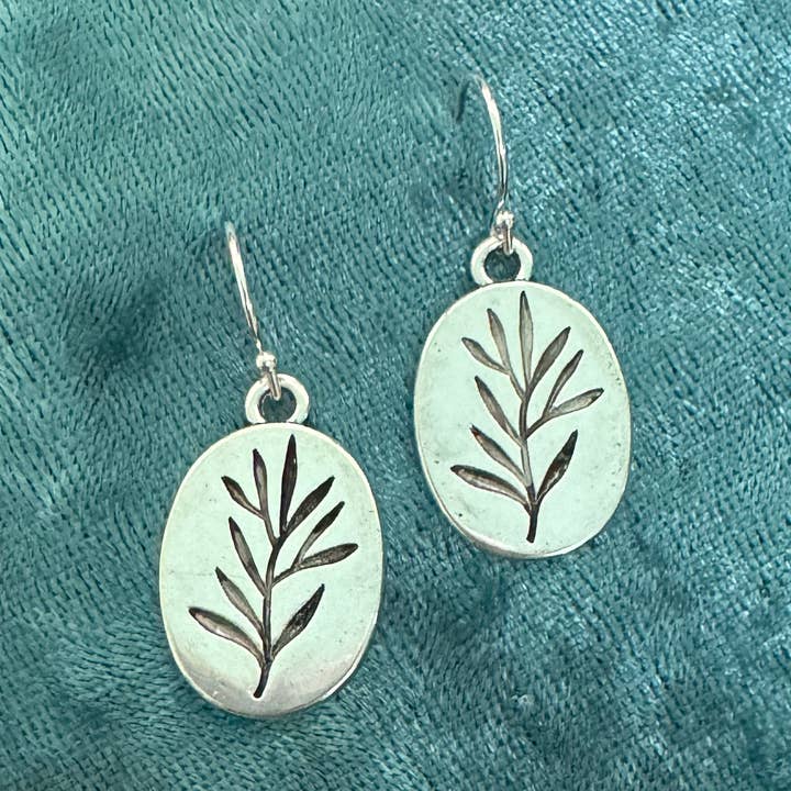Silver Oval leaf drop earring for wholesale by Elizabeth Jewelry