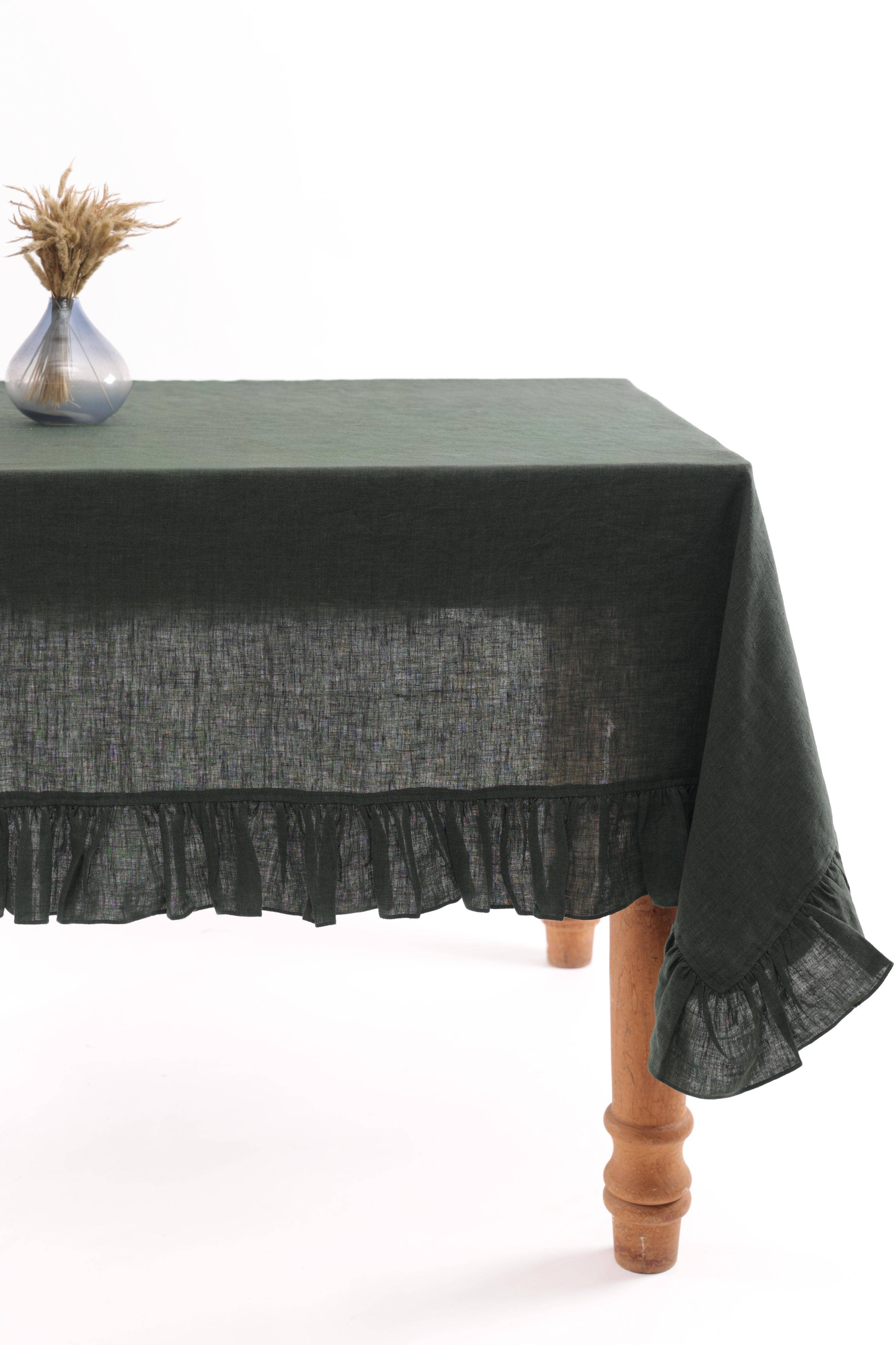 Live Linen - Wholesale Tablecloth - Linen Tablecloth with Ruffle Trim – Classic10