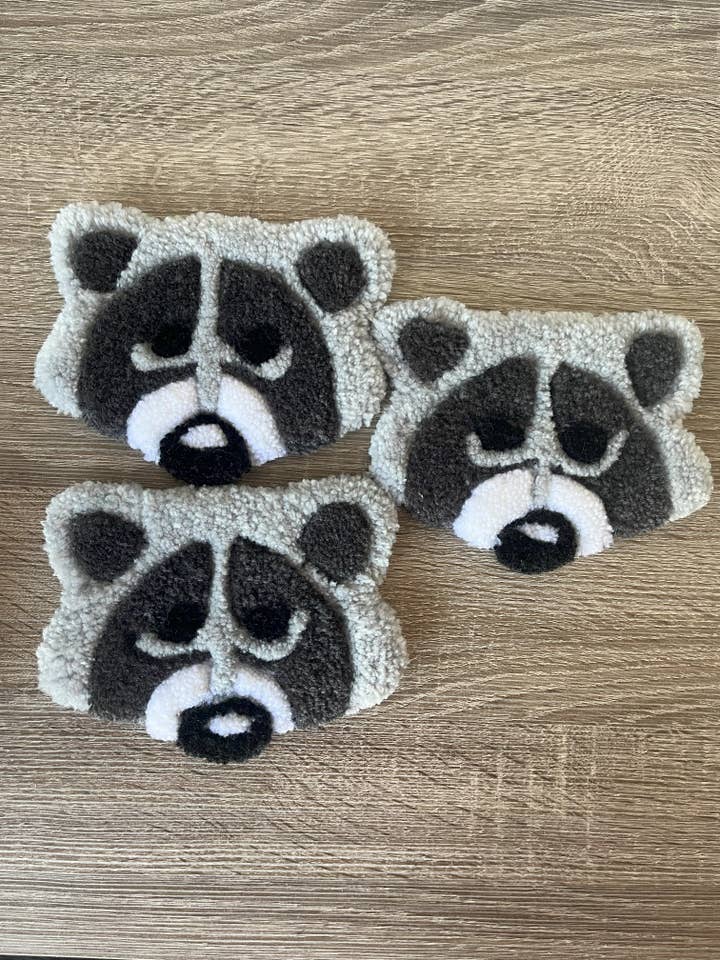 Mug Rug Raccoon for wholesale by Back Alley Rugs