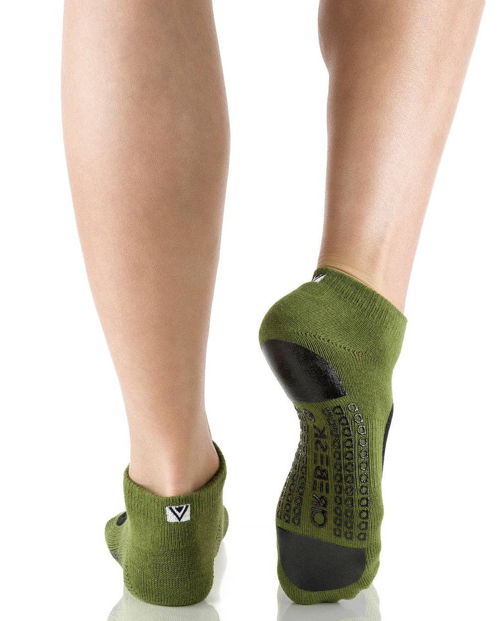 Arebesk - Wholesale Socks - Women's - Phish Net Closed Toe Grip Sock1