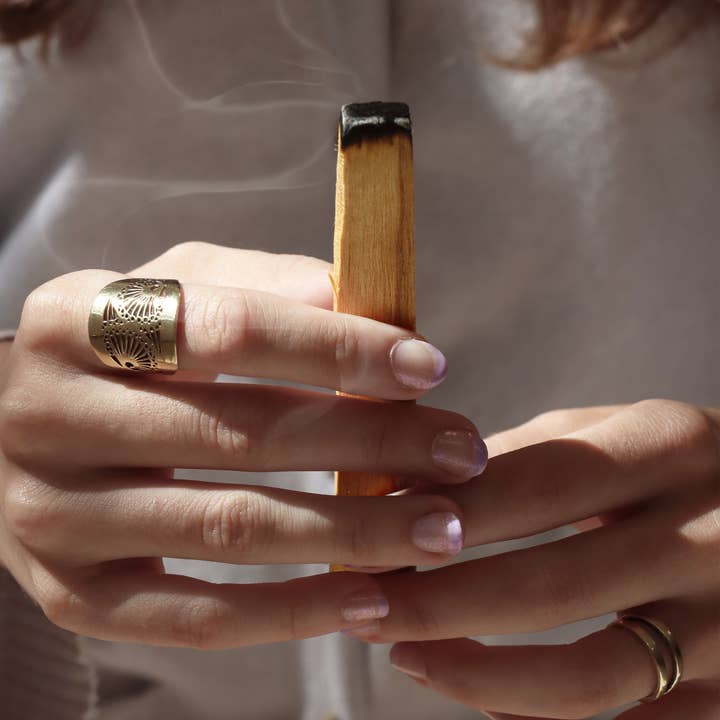 Vives de la Cortada S.L - Wholesale Incense - Premium Fair Trade Palo Santo Bundle2