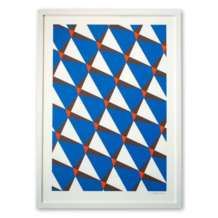 Schermo Geometrics firmato «P», color cioccolato e rosso fluo e cobalto per la vendita all'ingrosso da parte di Banquet Workshop