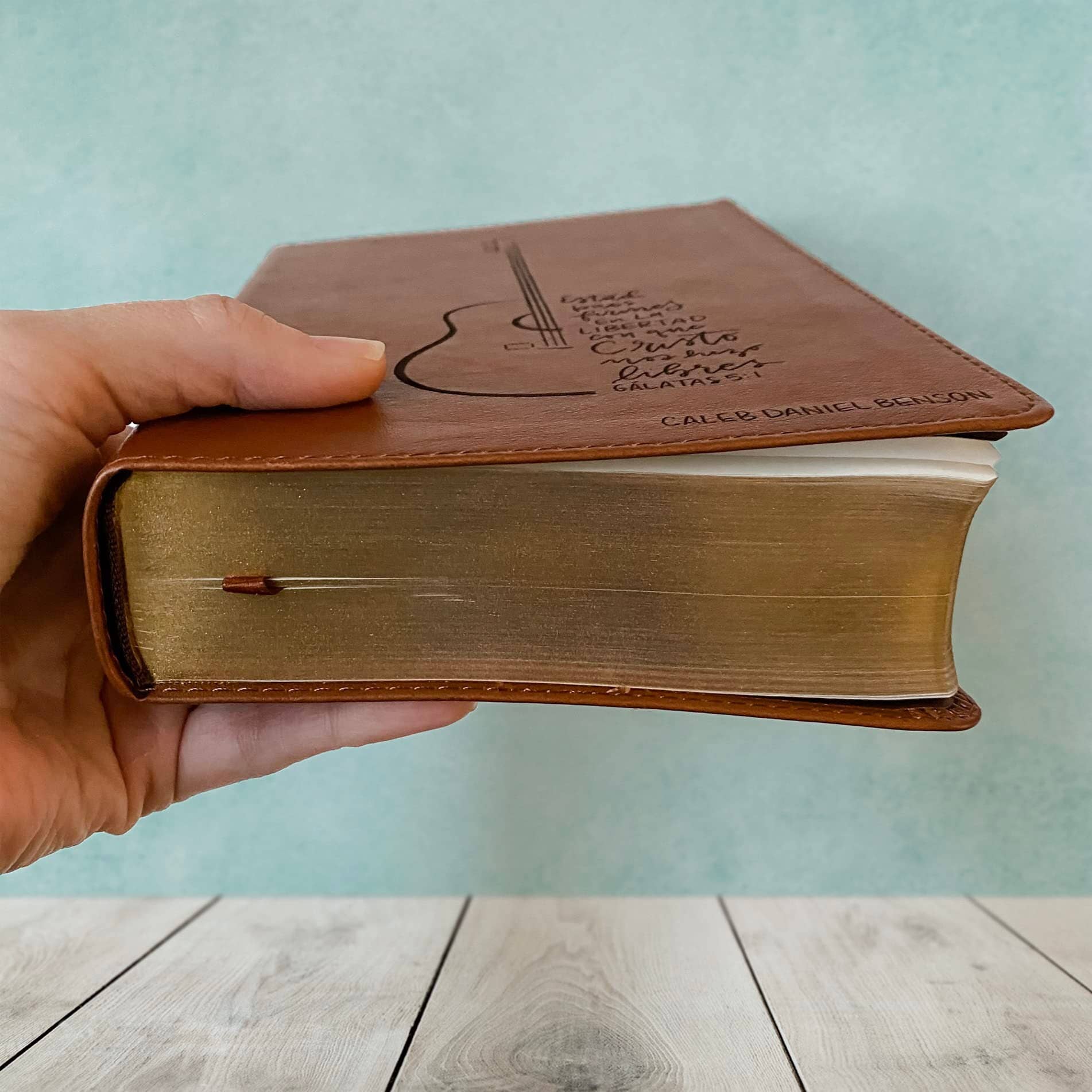 Joy Creative Bibles - Wholesale Religion - ESV/RVR Bible - Guitar, Galatas 5:12