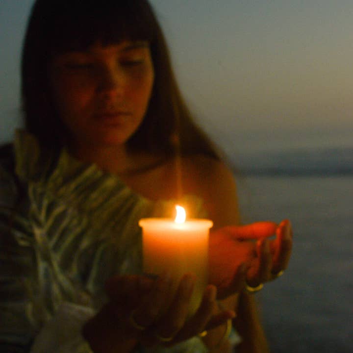 SUMMER SOLACE- Regenerative Tallow Beauty - Wholesale Jar/Filled Candle - Flora Iris – Orris & Palo Santo Candle, 6 oz7