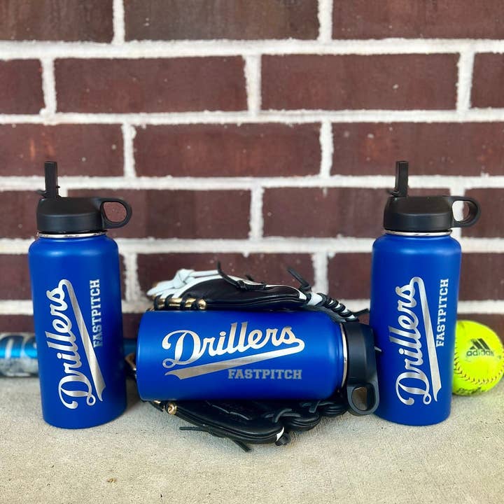 Burnin Love Laser Engraving - Vente Bouteilles d'eau - Gourdes gravées au laser Burnin' Love de 32 oz (946 ml)20